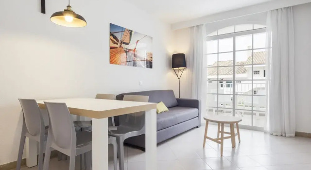 Seng i sovesal Confortel Menorca