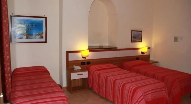 Номер Comfort Hotel Mediterraneo
