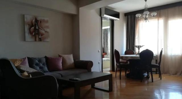 Davka Apartments - Quiet Center, Забронировать Апартаменты/квартира Отели Батуми с парковкой, рядом с Фонтан Нептуна, Парковка