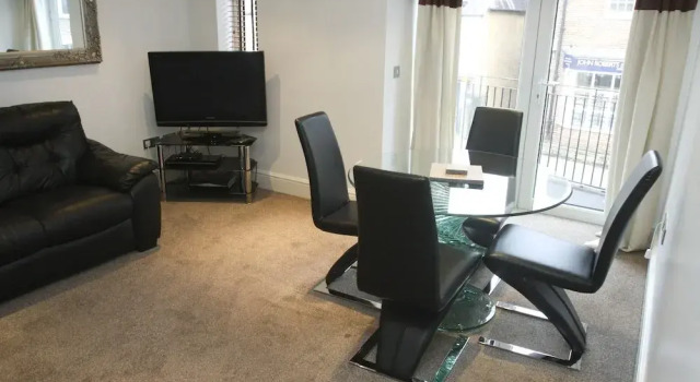 Апартаменты Classic 2 Bed Apt in Chorleywood Near Station