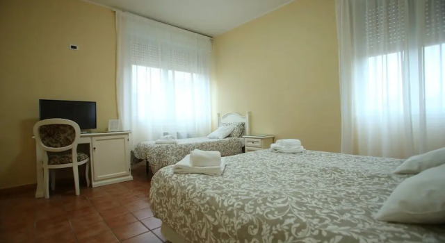Трёхместный номер Standard Hotel Villa Romana