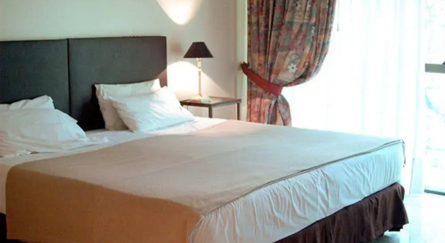 Garden All Suites, Забронировать Отель Отели Мендосы 3 звезды, рядом с Civic Square, 3*