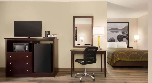 Dobbelt suite Super 8 by Wyndham Bethany MO