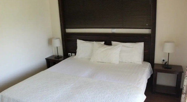 Natalia Maisonettes, Book Hotel Chrisi Akti 