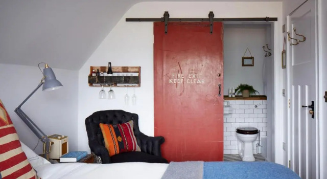 Двухместный номер Standard Artist Residence Oxfordshire