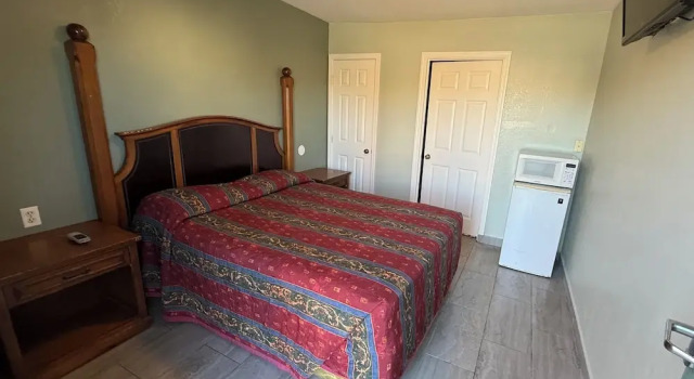 Номер Standard Deluxe Inn