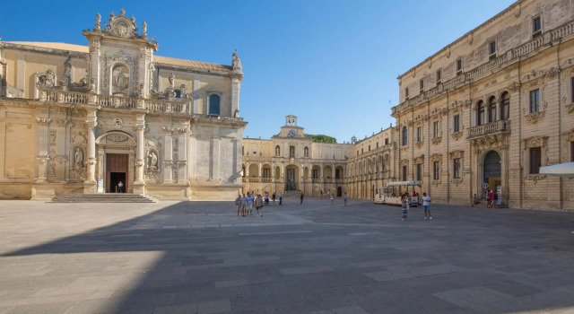 3144 B&b Incentro Comfort Suite - Diamond Suite by Barbarhouse, Prenota Bed & breakfast Lecce Salento
