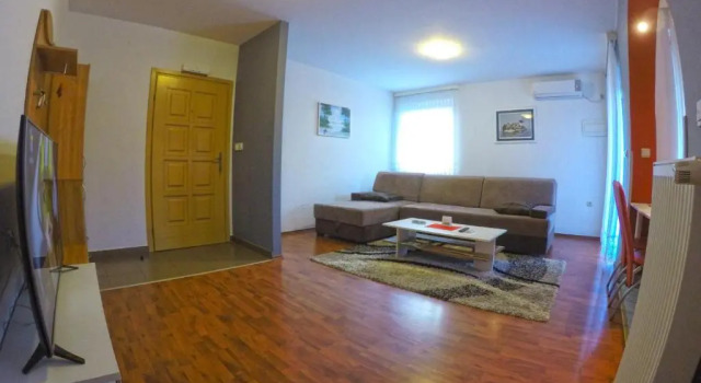 Апартаменты Apartments and Rooms Rea