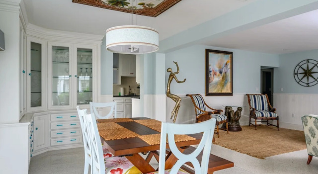 New Listing! Posh Pool Paradise On The Coast 3 Bedroom Home, Забронировать Дом для отпуска Виллы Форт-Лодердейл, Вилла