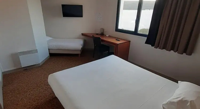 Трёхместный номер Standard Brit Hotel Saint Malo - Le Transat