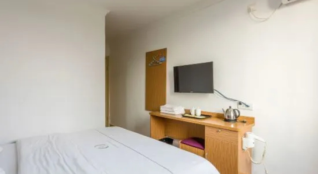 Xiangqun Hotel (Guangzhou Shiergong)
