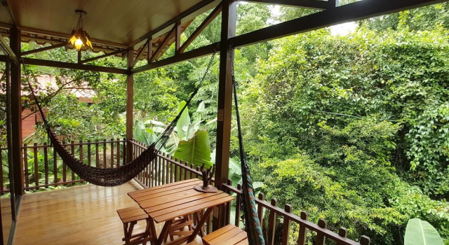 Бунгало Deluxe Hotel Heliconias Nature Inn & Hot Springs