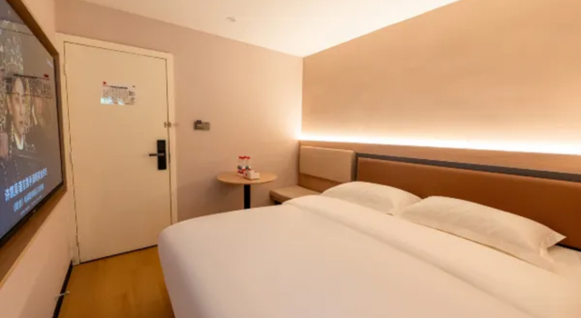 Yuezhi Light Hotel(Guangzhou Eastern Railway Station Yantang Metro Station Store), Boek Hotel Hotels in Guangdong met parkeren, Parkeren