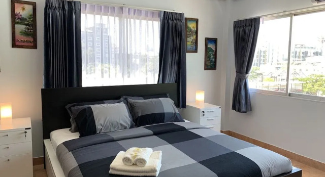 Pagoda Buakow Guesthouse