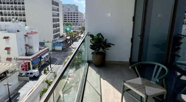 Люкс с 3 комнатами HiBird- Apartment and Suites Hotel