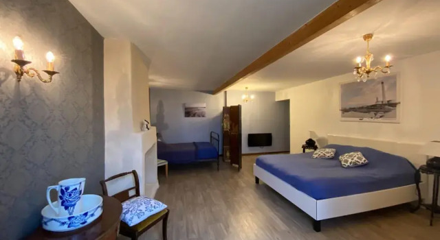 Renovated 18th Century Norman Manor House, Забронировать Отель Барнвиль-Картере 