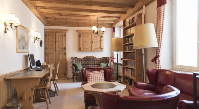 Hotel Bernina, Book Hotel Pontresina 