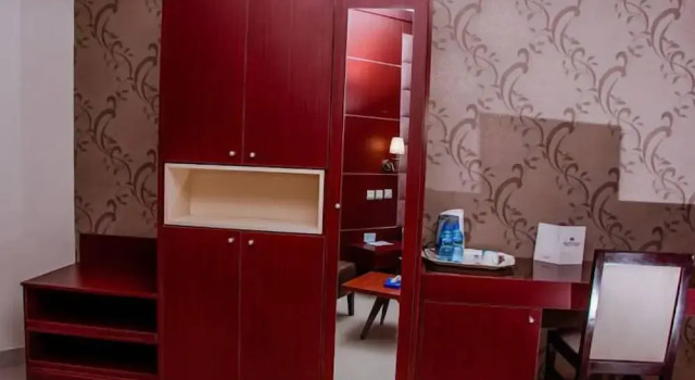 Mont Kalm Hotel and Suites, Prenota Hotel Hotel a Kano con parcheggio, Parcheggio