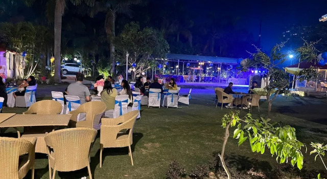 Green Leaf Cafe And Home Stay