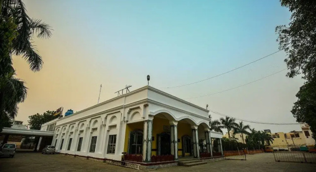 Hotel Goverdhan Palace, Забронировать Отель Матхура 