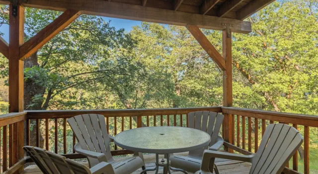 Коттедж Alpine Retreat w/ Private Deck, Views, Outdoor Dining Alpen Drive by Avantstay