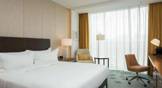 Номер Standard Hilton Kyiv
