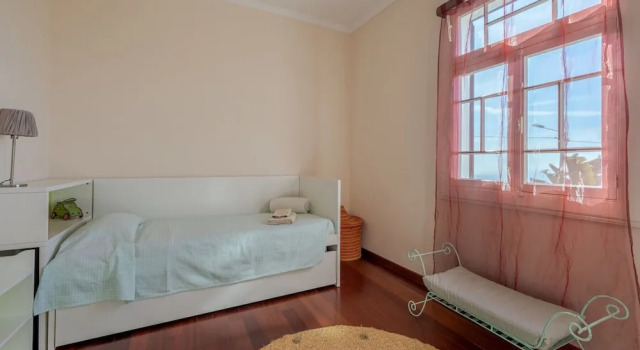 Вилла Villa Flora by Holiday Rental Madeira