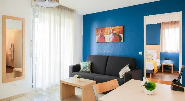 Номер Standard с балконом AppartCity Confort Toulouse Purpan