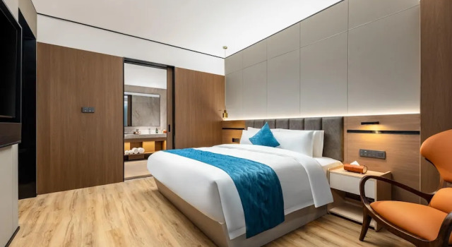 Люкс Deluxe Days Hotel By Wyndham Huzhou Anji