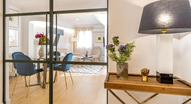 Апартаменты Genteel Home Velarde