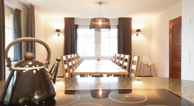 Countryside holiday home in Klingenthal Saxony with terrace, 预订 酒店 克林根塔尔 Vogtland