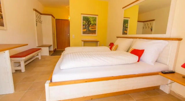 Hotel Elia, Book Hotel Hotels in Vienna surrounding with Parking, Parking