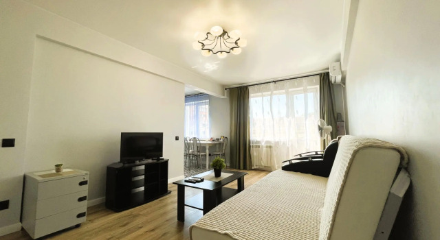 Апартаменты с 2 комнатами с балконом Right Room на улице Ленина