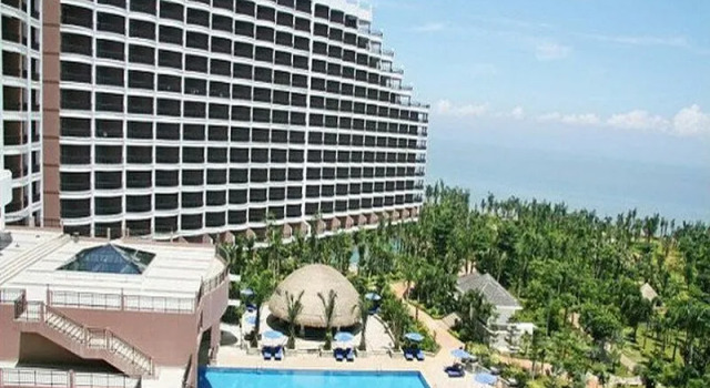 Люкс Hainan Golden Sunshine Hotspring Resort Hotel