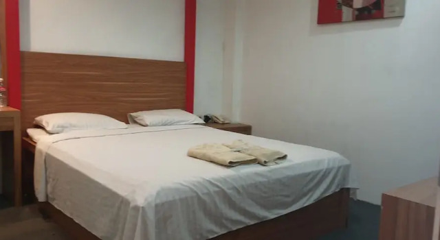 Wir Hotel, Забронировать Отель Отели Джакарты 3 звезды, рядом с Wisma 77, 3*