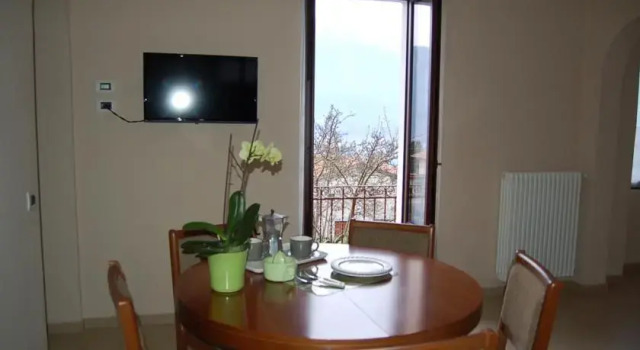 Casa Orchidea, Prenota Appartamento Ossuccio Como