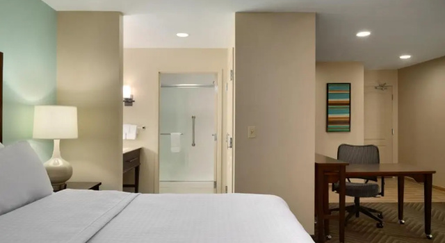 Одноместный люкс c 1 комнатой Homewood Suites by Hilton Kalamazoo-Portage