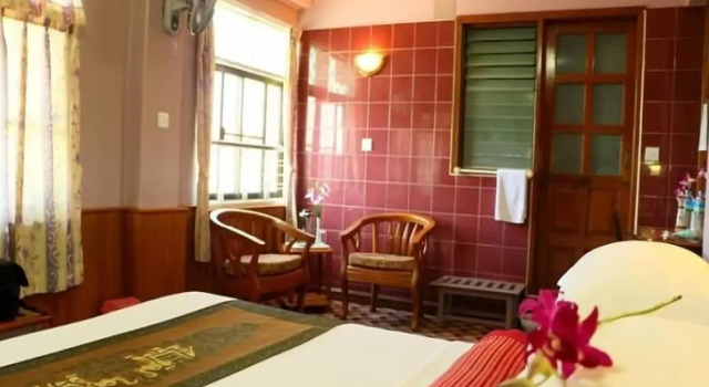 Семейный номер Standard Royal City Hotel