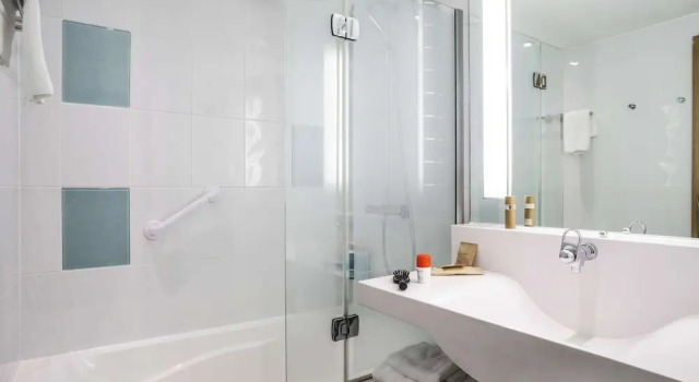 Четырёхместный номер Standard Novotel Glasgow Centre