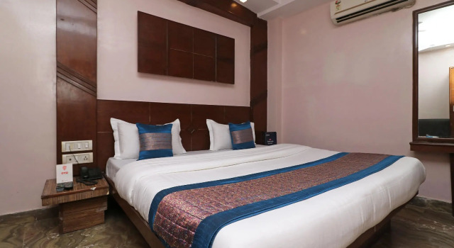 OYO 5494 Hotel Odeon Continental