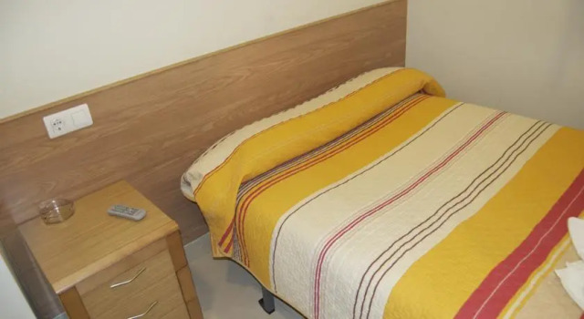 Pension Zorroza 1, Book Hotel Bilbao 