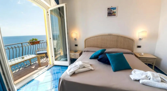 Двухместный номер Deluxe с балконом Hotel Villa Pandora