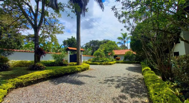 Villa Linderhof, Reservar Vila Moradias em Quindio, Vila