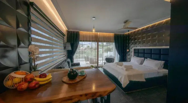 Люкс Beach Walk Luxury Suites