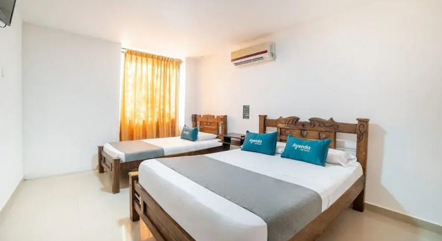 Hotel Puerta del Oeste Cartagena, Забронировать Отель Отели Картахены 3 звезды, рядом с Пляж Кастильо-Гранде, 3*