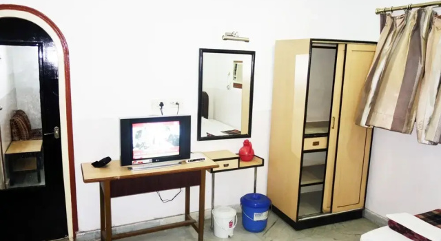 Четырёхместный номер Standard Hotel Akash Ganga