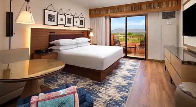 Двухместный номер Standard с видом на горы Sheraton Grand at Wild Horse Pass