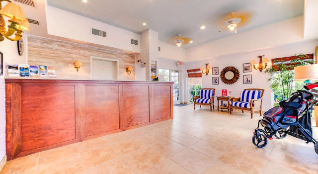Sombrero Resort & Marina, Book Ferieresort Hoteller i Florida Keys med pool, Swimmingpool
