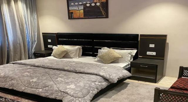 Hotel Pace Hero Honda Chowk, Забронировать Отель Гургаон 