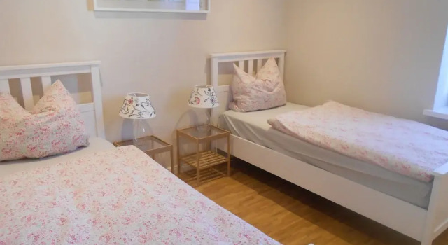 Семейные апартаменты с 2 комнатами с видом на сад Haus & Hof Guest House